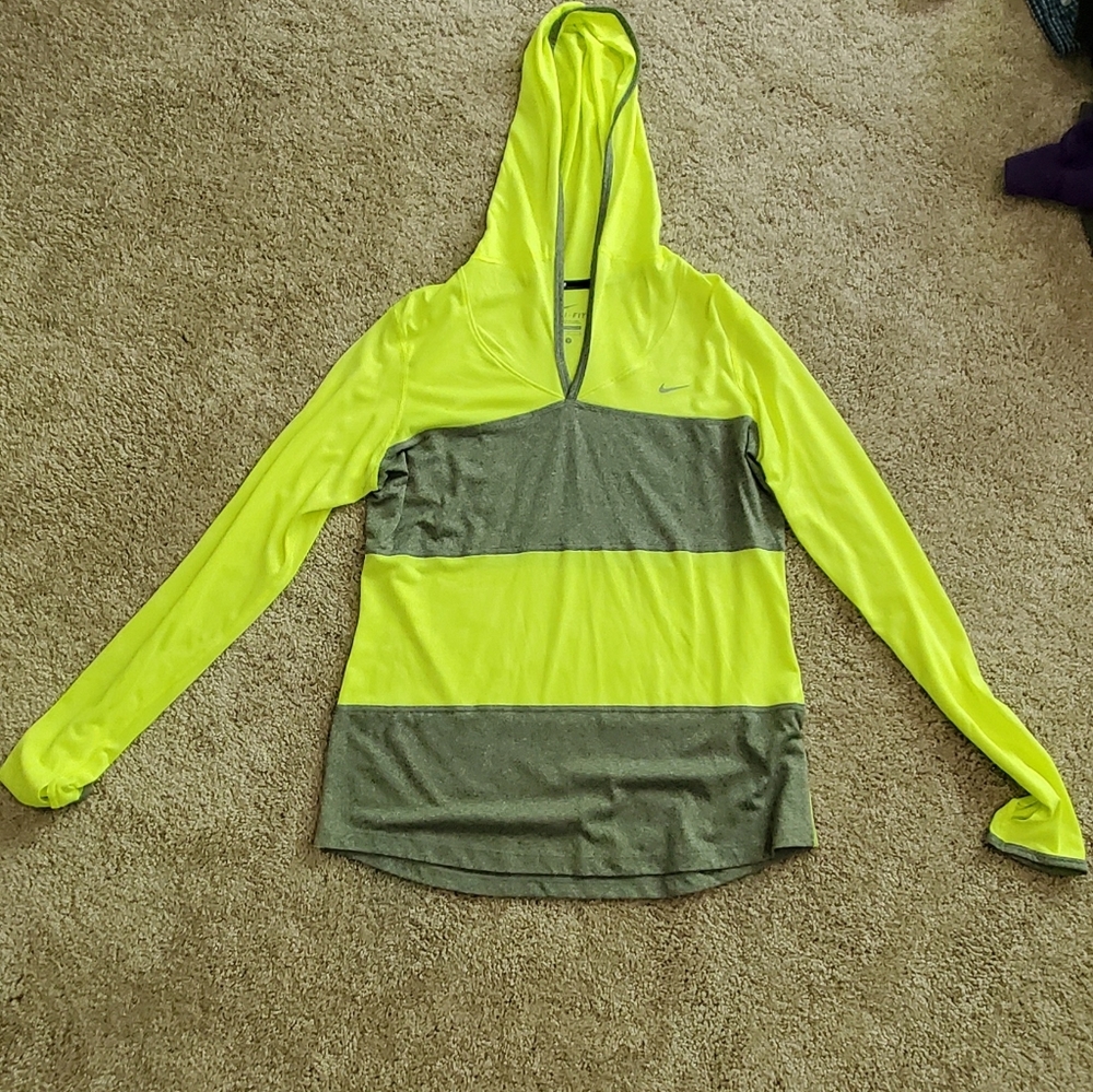 Nike Dri-Fit Lightweight Running Hooded Shirt